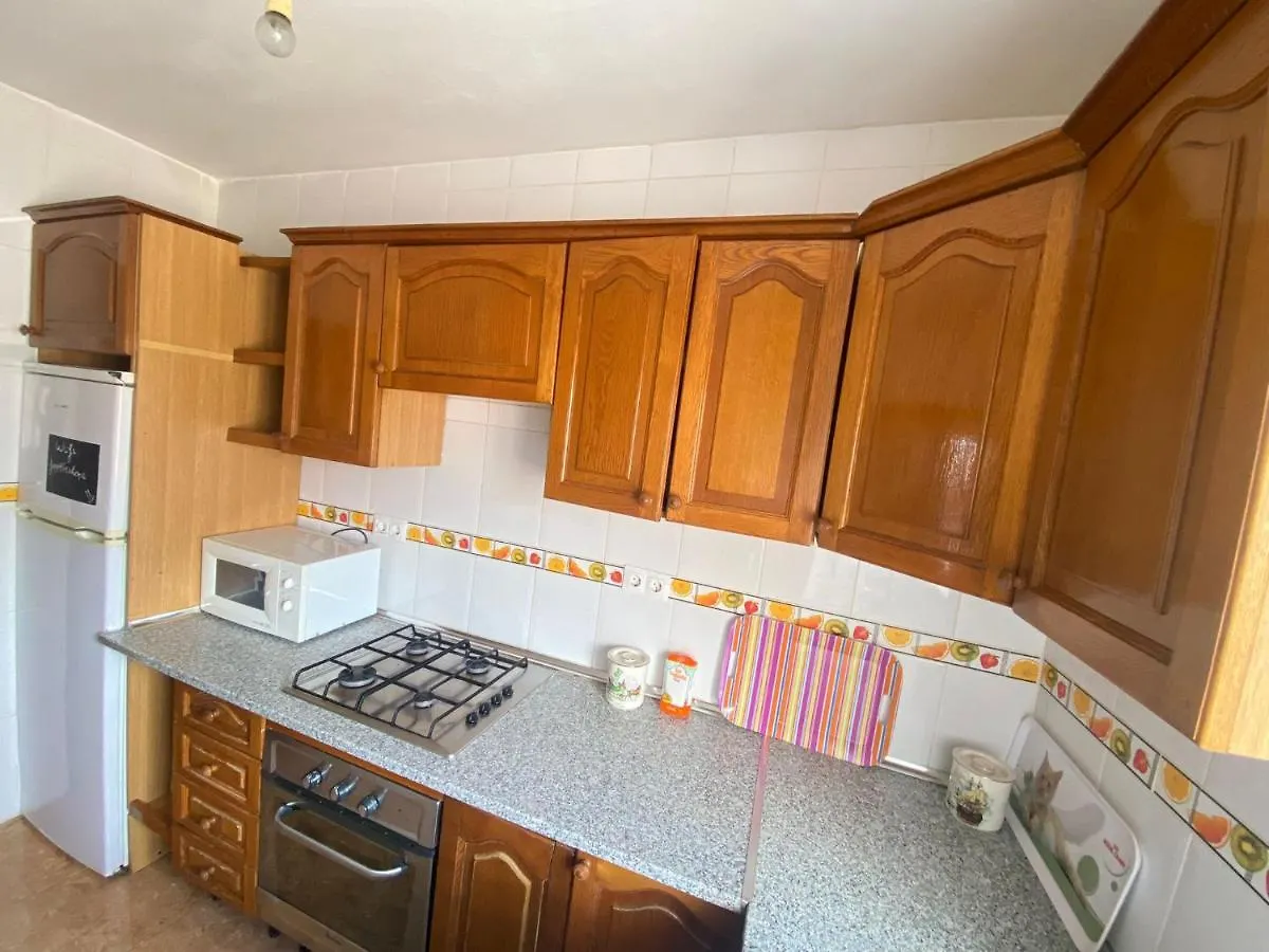 AMPLIO y CÉNTRICO APARTAMENTO CON APARCAMIENTO GRATUITO ALREDEDOR Fuengirola 0*,
