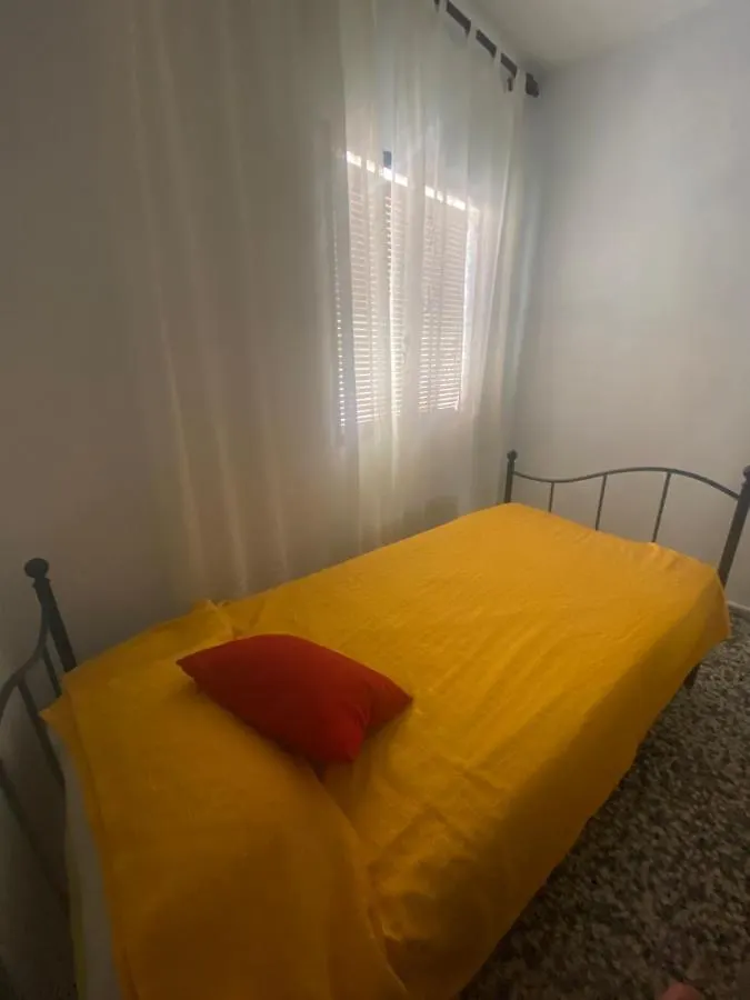 AMPLIO y CÉNTRICO APARTAMENTO CON APARCAMIENTO GRATUITO ALREDEDOR Fuengirola 0*,