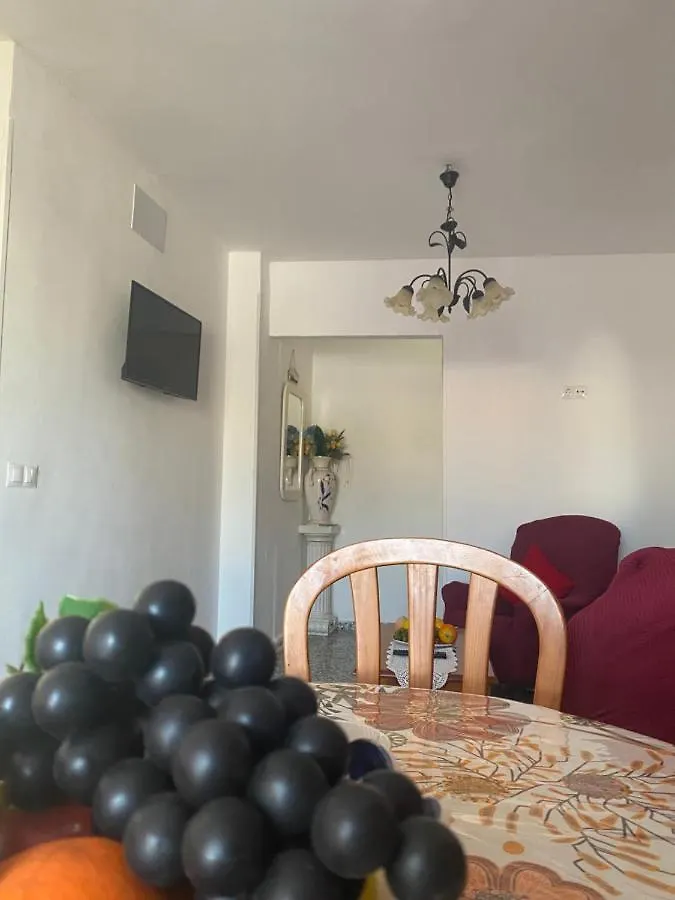 AMPLIO y CÉNTRICO APARTAMENTO CON APARCAMIENTO GRATUITO ALREDEDOR Fuengirola