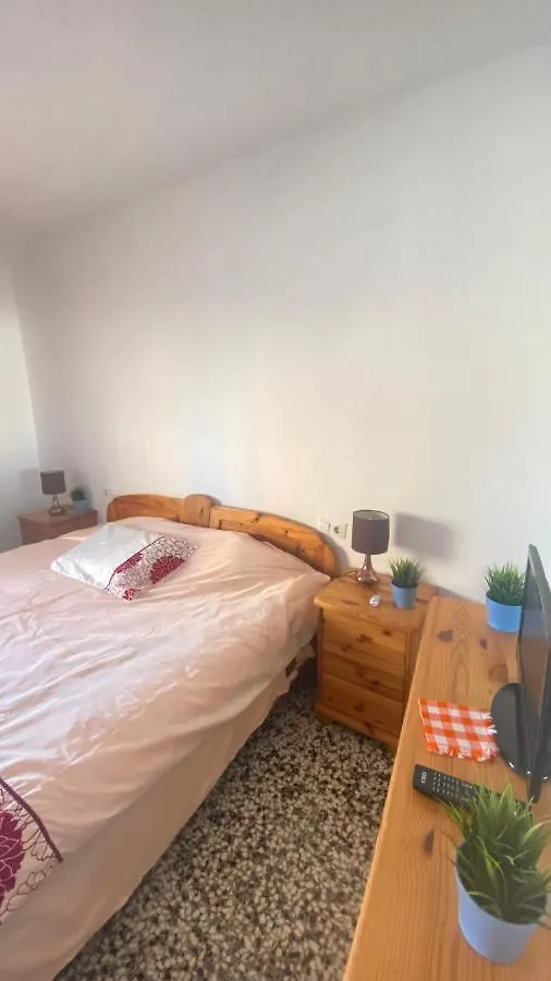 AMPLIO y CÉNTRICO APARTAMENTO CON APARCAMIENTO GRATUITO ALREDEDOR Fuengirola