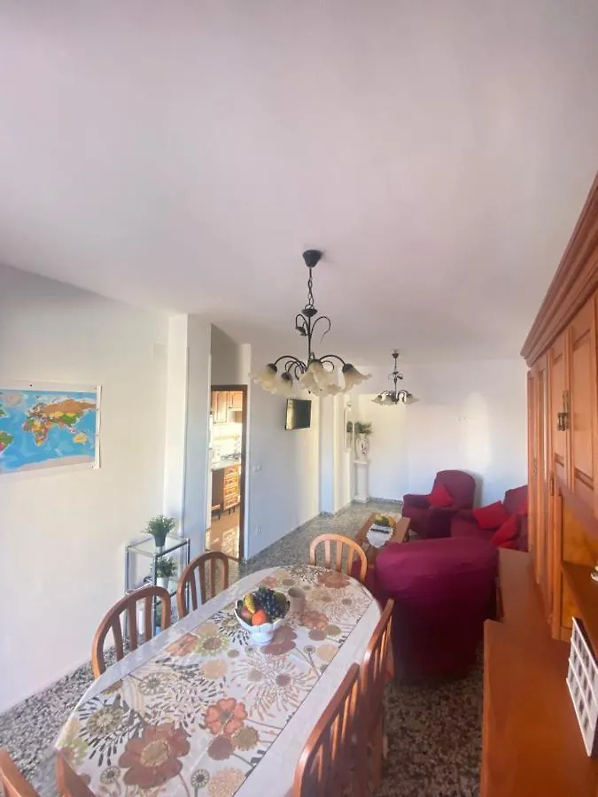 AMPLIO y CÉNTRICO APARTAMENTO CON APARCAMIENTO GRATUITO ALREDEDOR Fuengirola