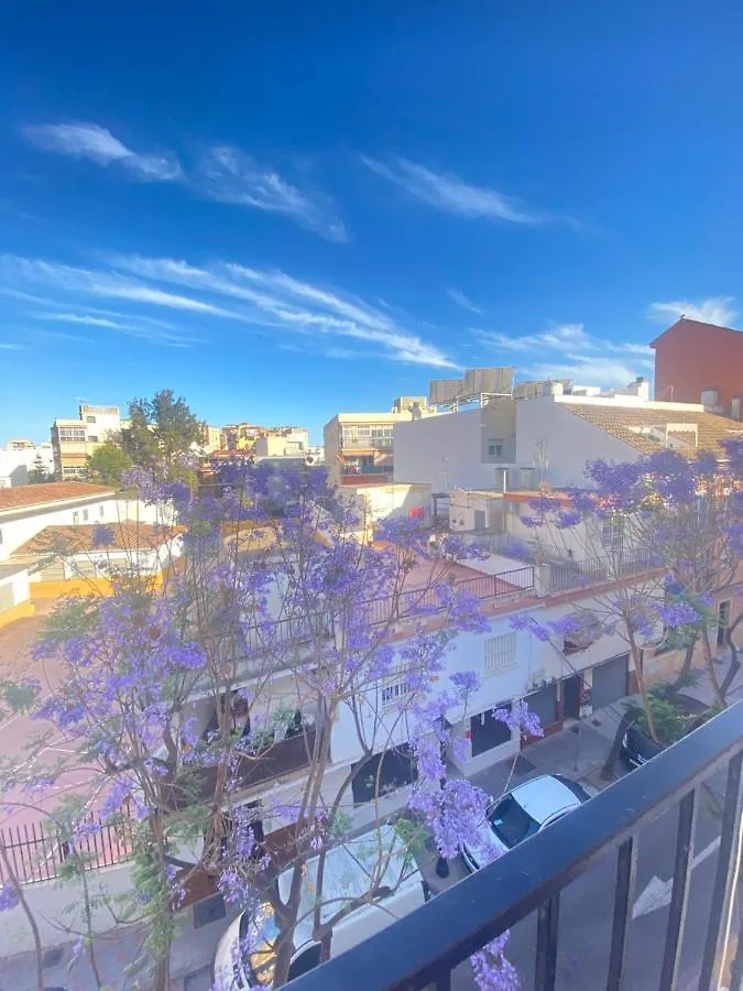 AMPLIO y CÉNTRICO APARTAMENTO CON APARCAMIENTO GRATUITO ALREDEDOR Fuengirola